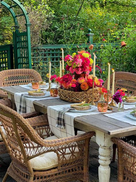 Outdoor table statement pieces