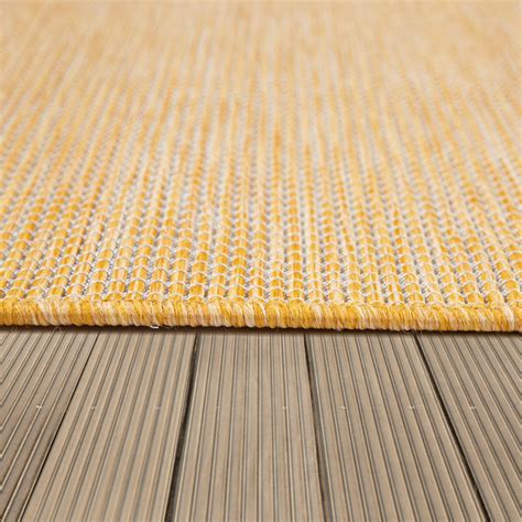 OutdoorTeppich, gelb mit weiße Grafikmotiven 180x270 Dhatu Maisons