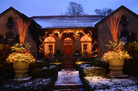 Outdoor Xmas Lighting Ideas