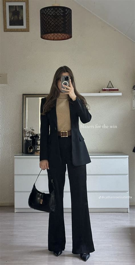 Outfit Aesthetic Office