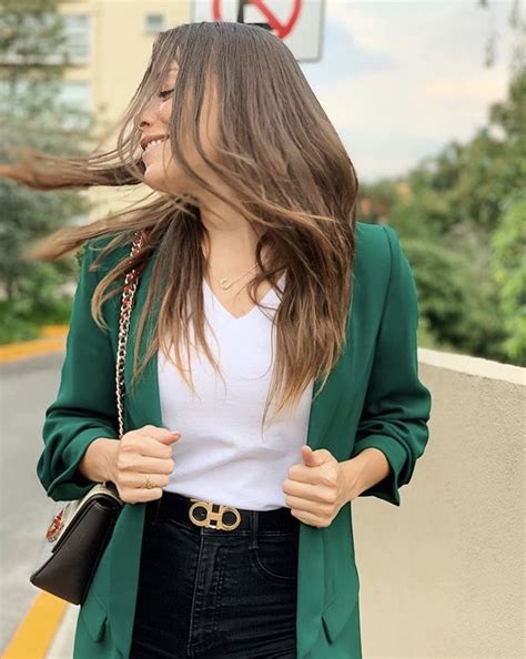 Outfit Con Saco Verde