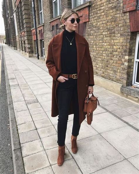 Outfit Saco Cafe Mujer