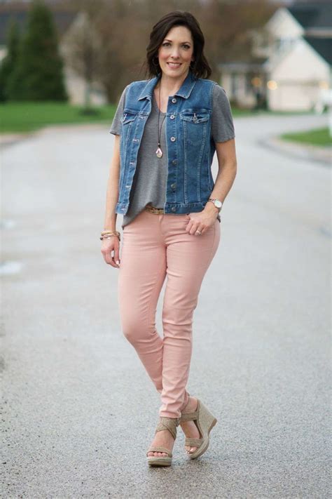Blush Jeans + Denim Jacket Blush jeans, Pink jeans outfit, Pink pants