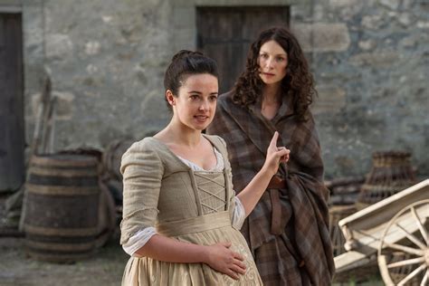 outlander does brianna go back in time