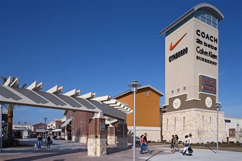outlet houston texas