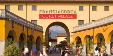 outlet rodengo saiano orari