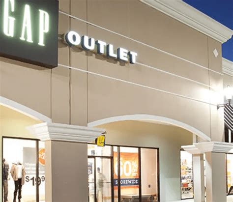 Outlets Meaning In Business