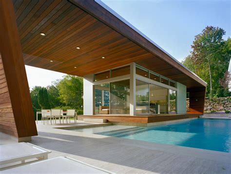 Outstanding swimming pool house design by hariri & hariri architecture