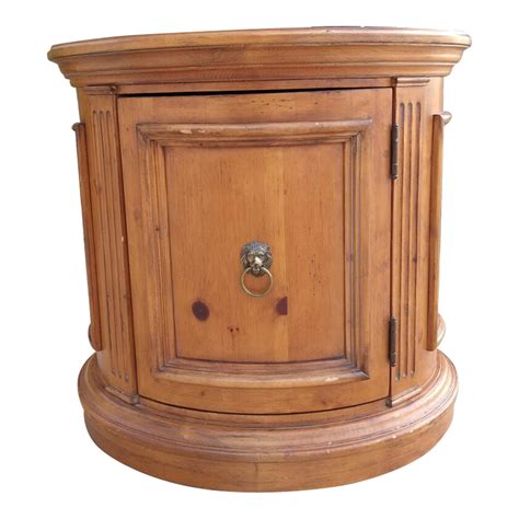 Oval Drum Wood End Table