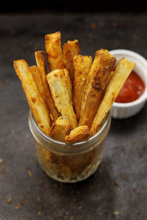 oven baked yuca fries