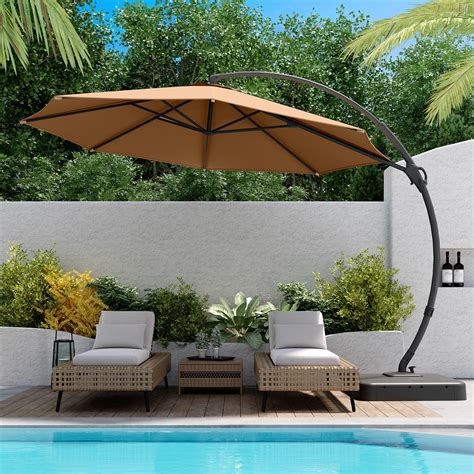 Overhang Umbrella With Base