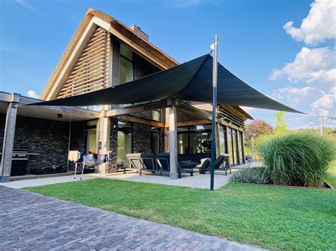 Overkapping Terras Doek