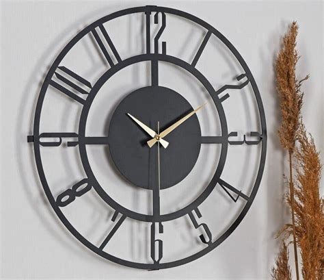 Oversized Modern Clock