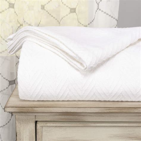 Oversized Queen Blankets