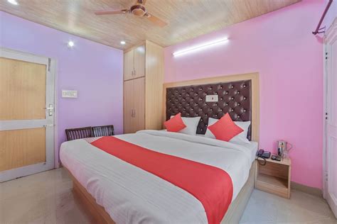 OYO 90247 Homestay Canada Hill, OYO Hotels Miri, Book