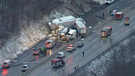 pa turnpike truck accident today
