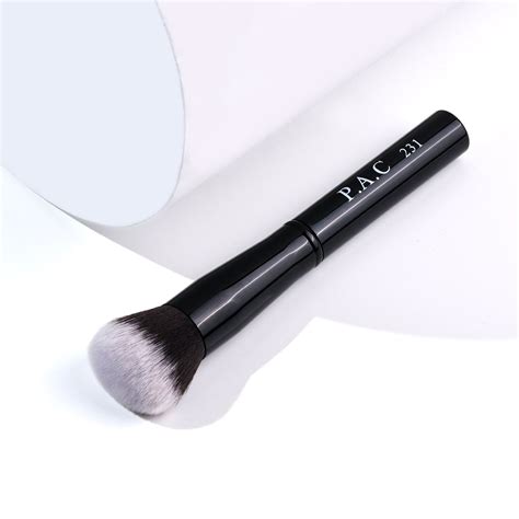 Pac Foundation Blending Brush