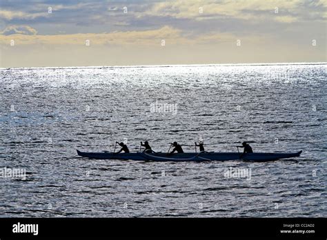 Paddle Canoe Molokai