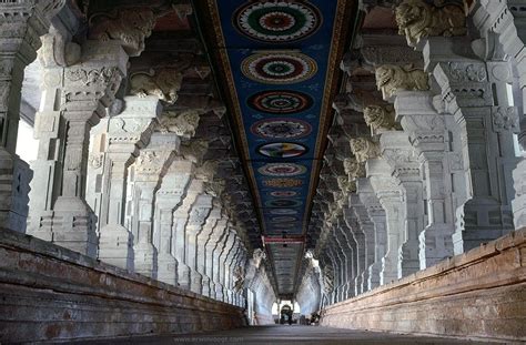 padmanabhaswamy temple inside view