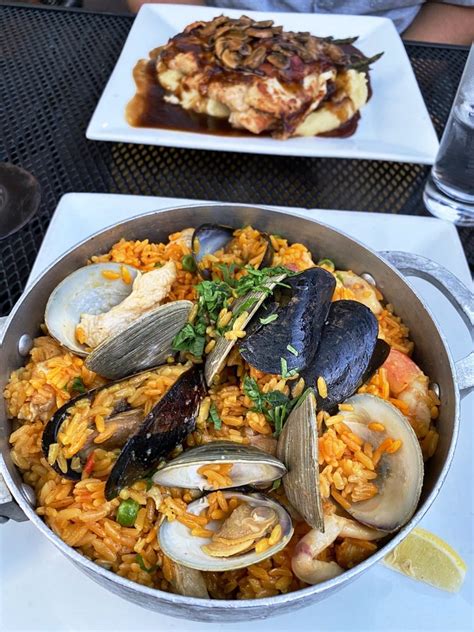 Paella Restaurant Us
