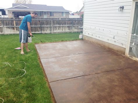 Which Is Better for Coloring a Concrete Patio Paint, Epoxy, or Stain