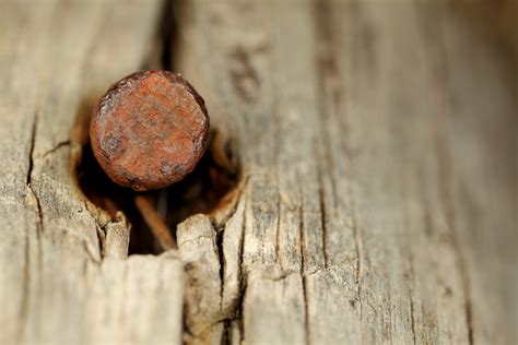 Paint For Rusty Nails