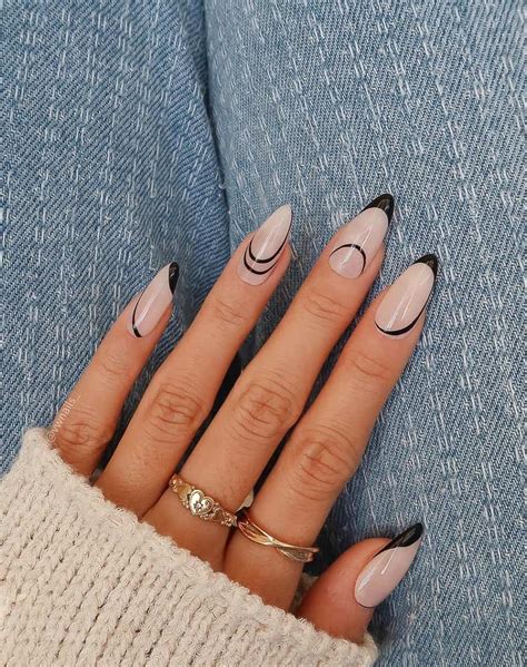 Paint Lines On Nails