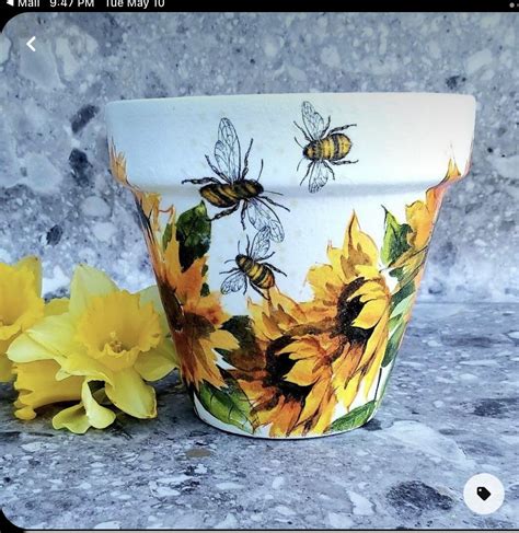 Painted Flower Pot Bee