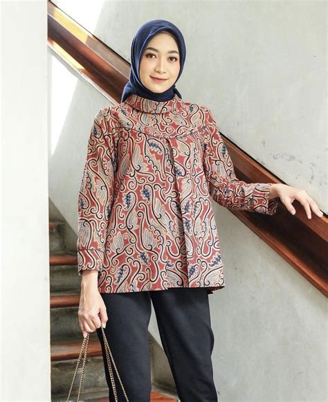 Model Baju Batik Wanita Kantoran Contoh Model Baju Batik Kantor