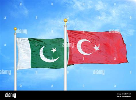 pakistan flag vs turkey flag