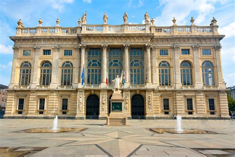 palais royal de venaria turin