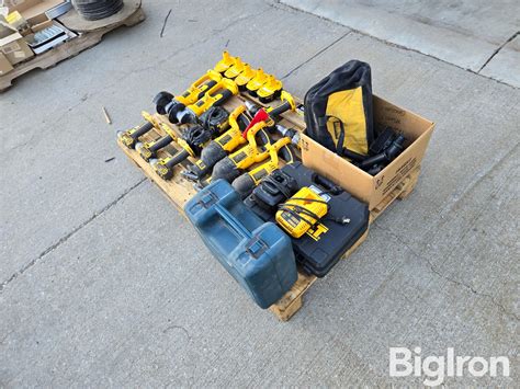 Pallet Auctions Dewalt