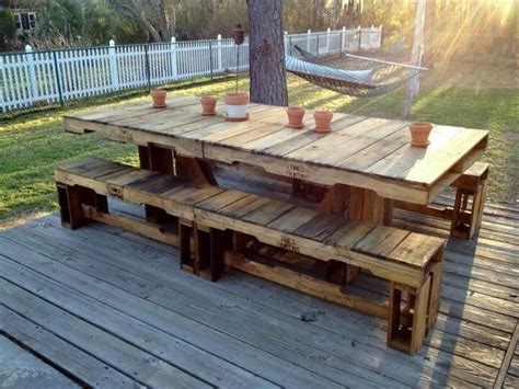 Pallet Deck Table