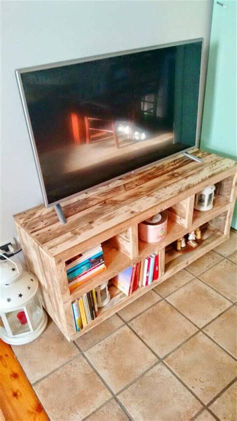 Pallet Tv Console
