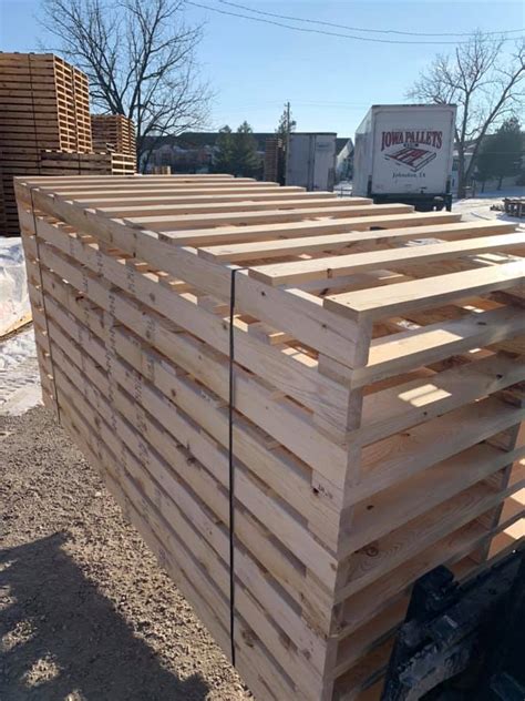 Pallets Johnston Iowa