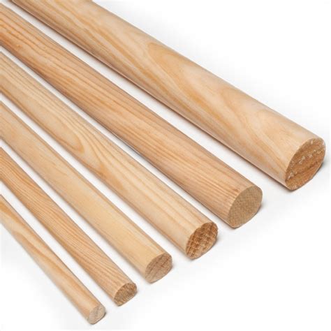 palos de madera largos