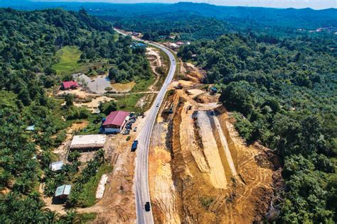 pan borneo highway completion date