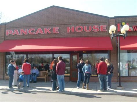pancake house near scheels eden prairie mn