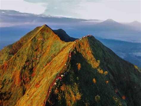 Panorama Alam Gunung Andong