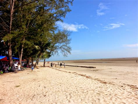 Pantai Bagan Lalang Sepang Gold Coast naza.carraro Flickr