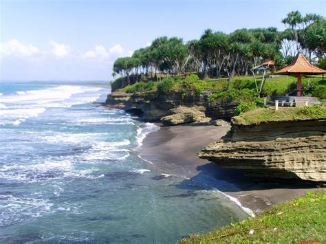 Pantai Batu Karas Jawa Barat: Surga Tersembunyi Di Ujung Barat Jawa