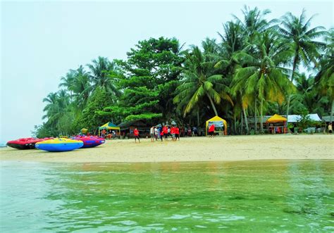 Pantai Carocok Painan Kabupaten Pesisir Selatan Sumatera Barat