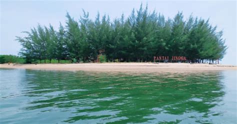 Pantai Jingga Muara Badak: Pesona Pantai Dengan Warna Yang Menakjubkan