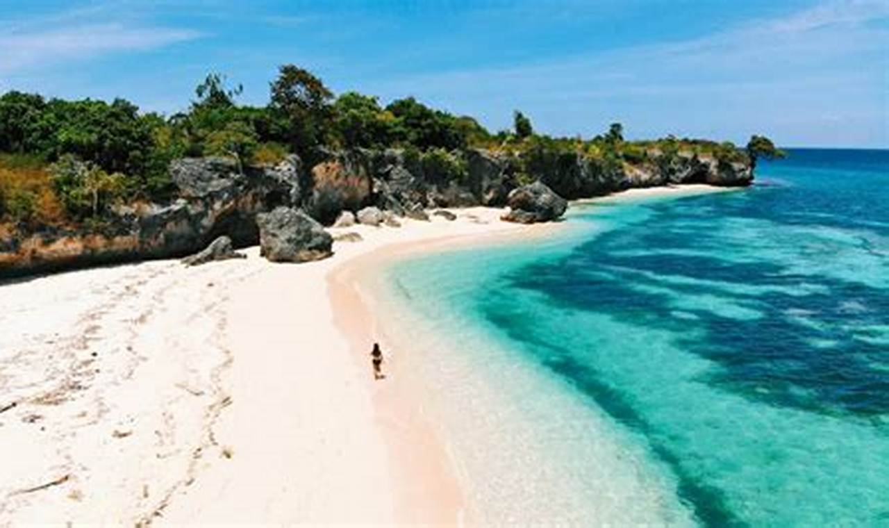 Panduan Lengkap Pantai Pasir Putih Situbondo: Pesona Alam dan Aktivitas Wisata