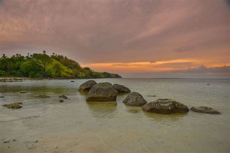 Pantai Teluk Tamiang Kotabaru: Keindahan Pantai Tersembunyi Di Kalimantan Selatan