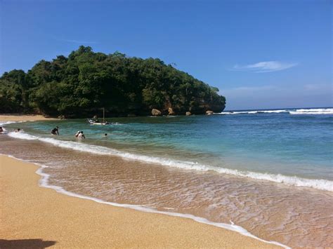 Pantai Terindah Di Jawa Timur