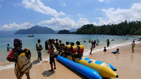 Pantai Trenggalek Banana Boat: Wisata Seru Di Tengah Keindahan Alam