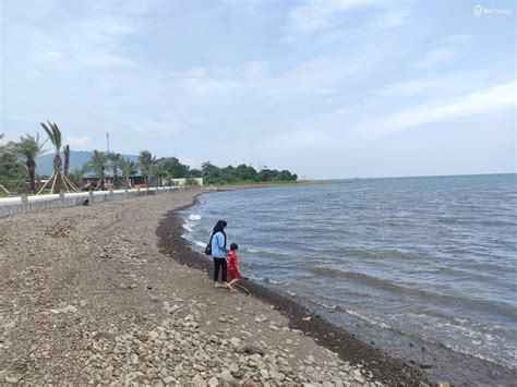 Pantai Utama Raya Kabupaten Situbondo Jawa Timur