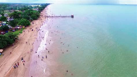 Pantai Di Kalimantan Selatan