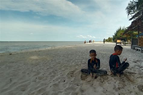 Pantai Di Serdang Bedagai: Surga Tersembunyi Di Sumatera Utara